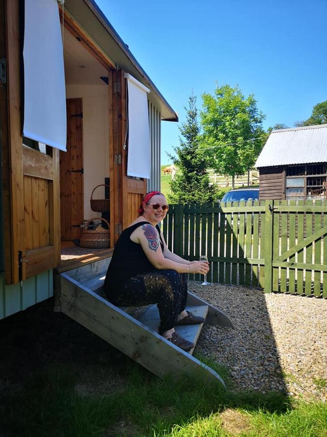 The Llama Hut Kirklevington Exterior photo